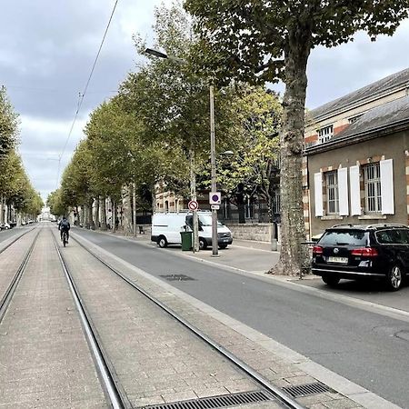 Agréable maison de ville dans la plus belle Avenue Orléans Exterior foto